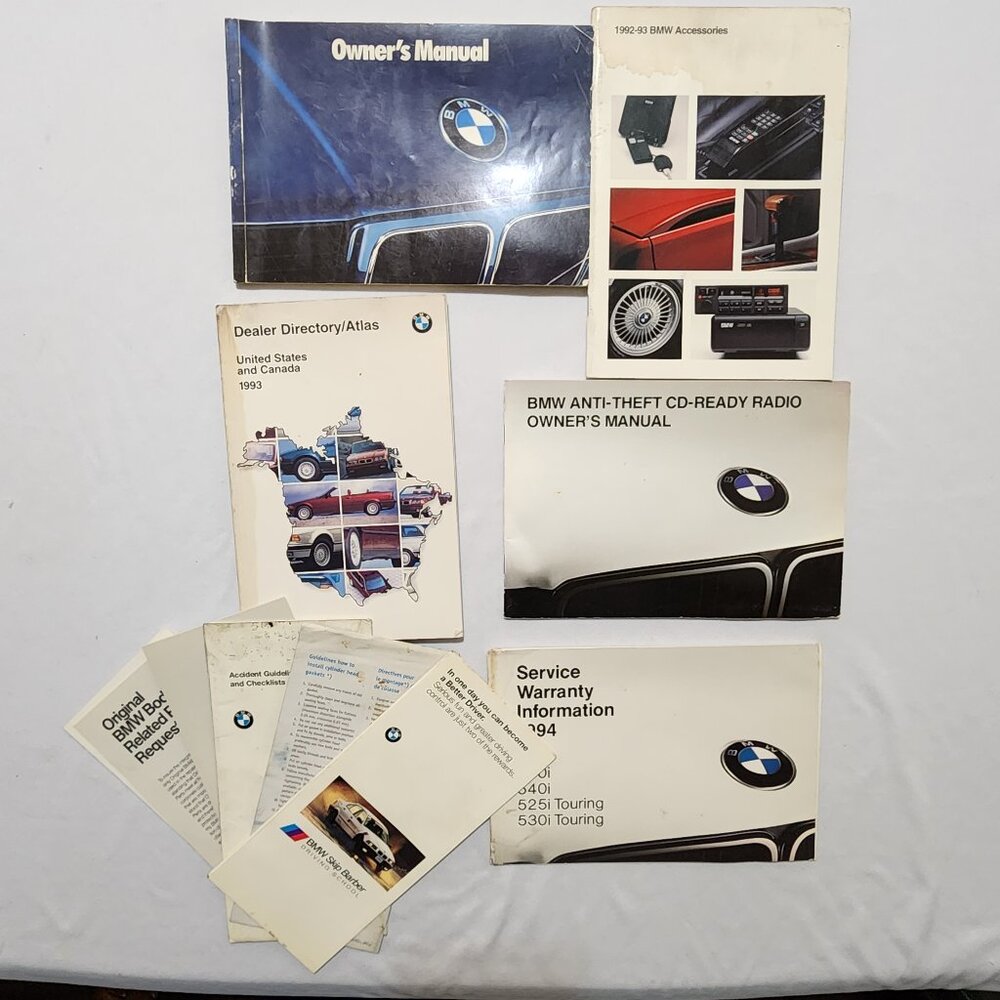 BMW 525i 530i 540i 1994 Owner's Manual with‎ Case